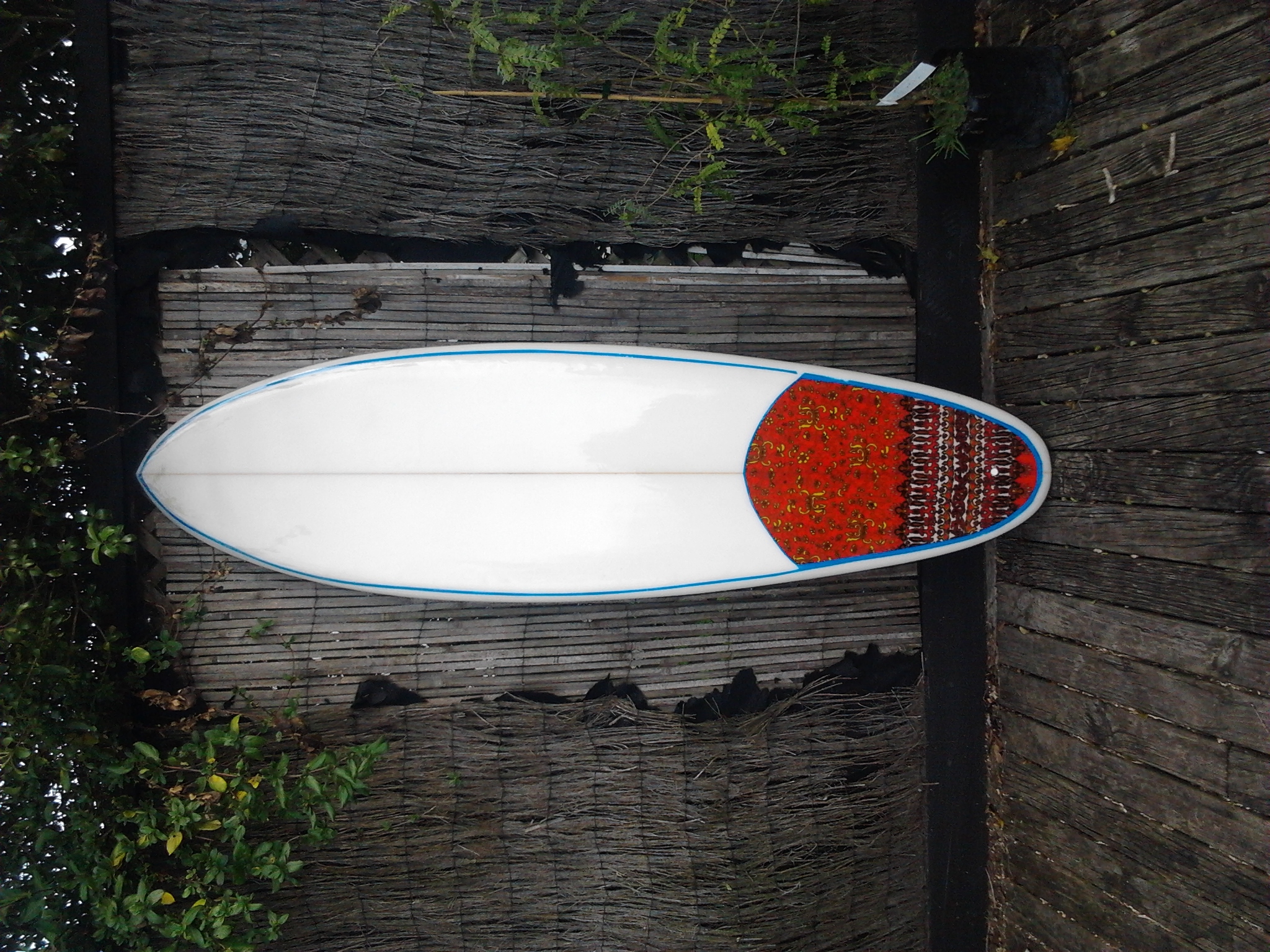 The cheapest possible surfboard build. Swaylocks